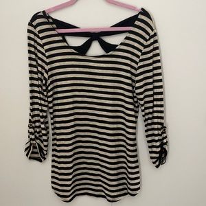 Women’s black and cream striped 3/4 sleeve top Size XL